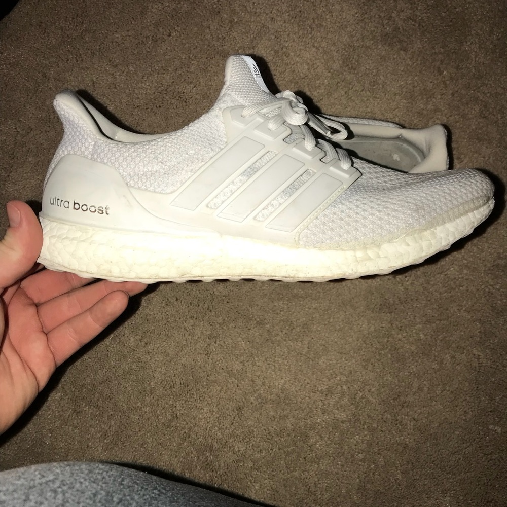 Adidas Ultraboost ‘Triple White’ size 12